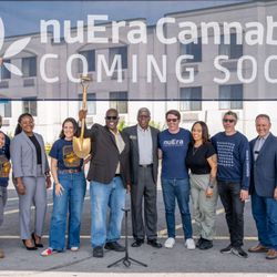 nuEra - NuEra and the Mayor of Harvey IL