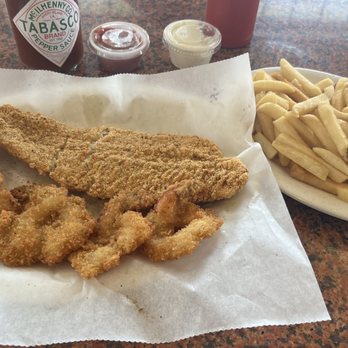 Frank's Grill - Fish & shrimp... Fresh & yummo! - Breakfast & Brunch Near Me - Houston, Texas