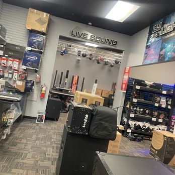 Guitar Center - Musical Instruments & Teachers Near Me - North Charleston, South Carolina Guitar Center - Musical Instruments & Teachers Near Me - North Charleston, South Carolina