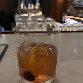 Bar & Board Bistro - Old fashion - Cocktail Bars Near Me - Newport, Rhode Island