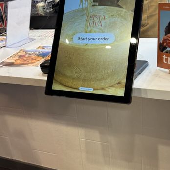 Pasta Viva - Place your order on the screen - Italian Near Me - Huntington Beach, California