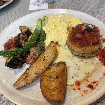 Backstreet Cafe - CRAB CAKES & EGGS - New American Near Me - Houston, Texas