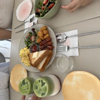 Softbite - Breakfast Platter, Matcha Latte - Desserts Near Me - Long Island City, New York Softbite - Breakfast Platter, Matcha Latte - Desserts Near Me - Long Island City, New York