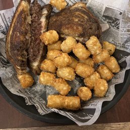 Patty melt w/ a side of tator tots Patty melt w/ a side of tator tots