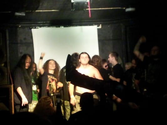 Star & Garter by null