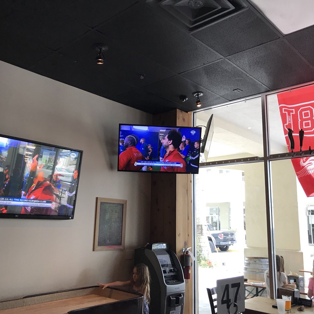 DAS Beer Garden - Sports Bars Near Me - Jupiter, Florida