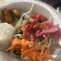 Ensalada Tropical (Tropical Salad) Ensalada Tropical (Tropical Salad)