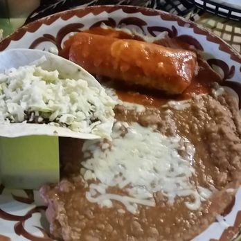 La Mesa Mexican Restaurant - Speedy Gonzalez lunch special with beef and flour tortillas. - Mexican Near Me - Omaha, Nebraska