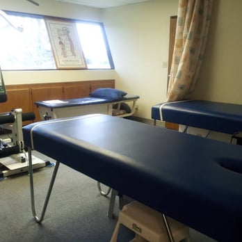 Brinegar Chiropractic - Therapy Room - Chiropractors Near Me - Santee, California