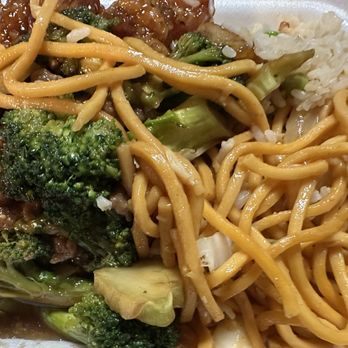 China Cook - 1/2 Chow Mein, 1/2 Fried Rice, Orange Chicken, Broccoli Beef - Chinese Near Me - Ontario, California China Cook - 1/2 Chow Mein, 1/2 Fried Rice, Orange Chicken, Broccoli Beef - Chinese Near Me - Ontario, California