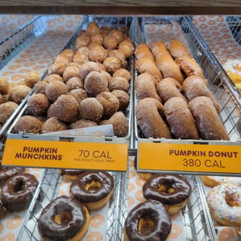 Dunkin' - Donuts Near Me - Waterford, Connecticut