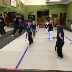 Mountain View Karate - Kamsa - higher belts of little tigers class... we love karate!