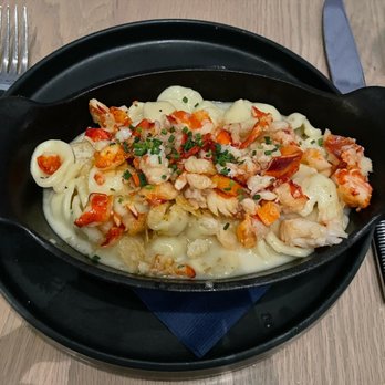 Narrative - lobster mac and cheese - New American Near Me - Denver, Colorado