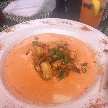 KitchenCray Cafe - Seafood Grits Mango Passionfruit Refresher - Breakfast & Brunch Near Me - Lanham, Maryland