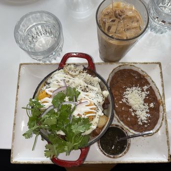 Flori Brunch - Venues & Event Spaces Near Me - South Gate, California Flori Brunch - Venues & Event Spaces Near Me - South Gate, California