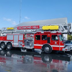 Richmond Hill Fire Department Station 1 - Fire engine