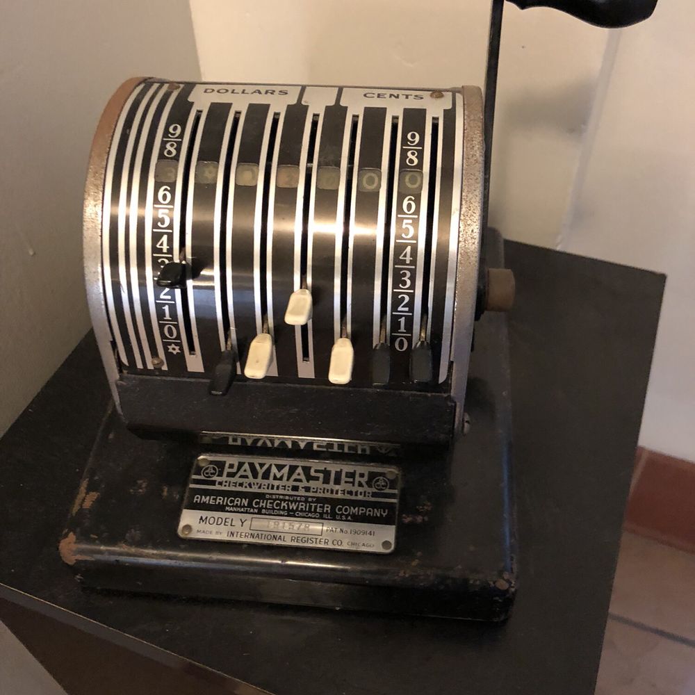 Utzutzu - Old school register! - Sushi Bars Near Me - Alameda, California Utzutzu - Old school register! - Sushi Bars Near Me - Alameda, California