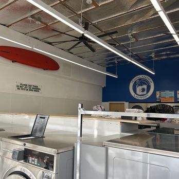 Highlander Coin Laundry - Laundromat Near Me - Encinitas, California Highlander Coin Laundry - Laundromat Near Me - Encinitas, California