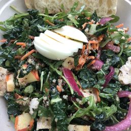 De La Vega Salad with kale! De La Vega Salad with kale!