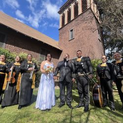 Mariachi Corazón de Maria - Our wedding!!