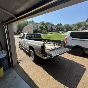 Secondhand Sanctuary - Junk Removal & Hauling Near Me - Lavergne, Tennessee Secondhand Sanctuary - Junk Removal & Hauling Near Me - Lavergne, Tennessee