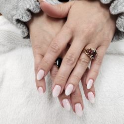 Refresh Nail & Spa