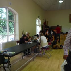 Repair Café Dublin Sandymount - Some volunteers and DIY help-seekers
