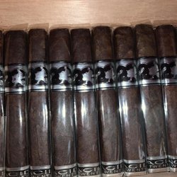 Smoky’s Fine Cigars