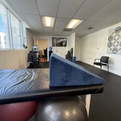AAMP Sports Rehab - Healing space
