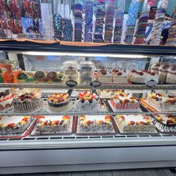 El Quetzal Bakery & Restaurant - Desserts