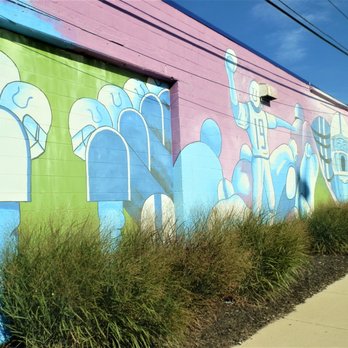 Indy Colts mural - Indy Colts by Michael Kirby (2011) - Public Art Near Me - Indianapolis, Indiana Indy Colts mural - Indy Colts by Michael Kirby (2011) - Public Art Near Me - Indianapolis, Indiana