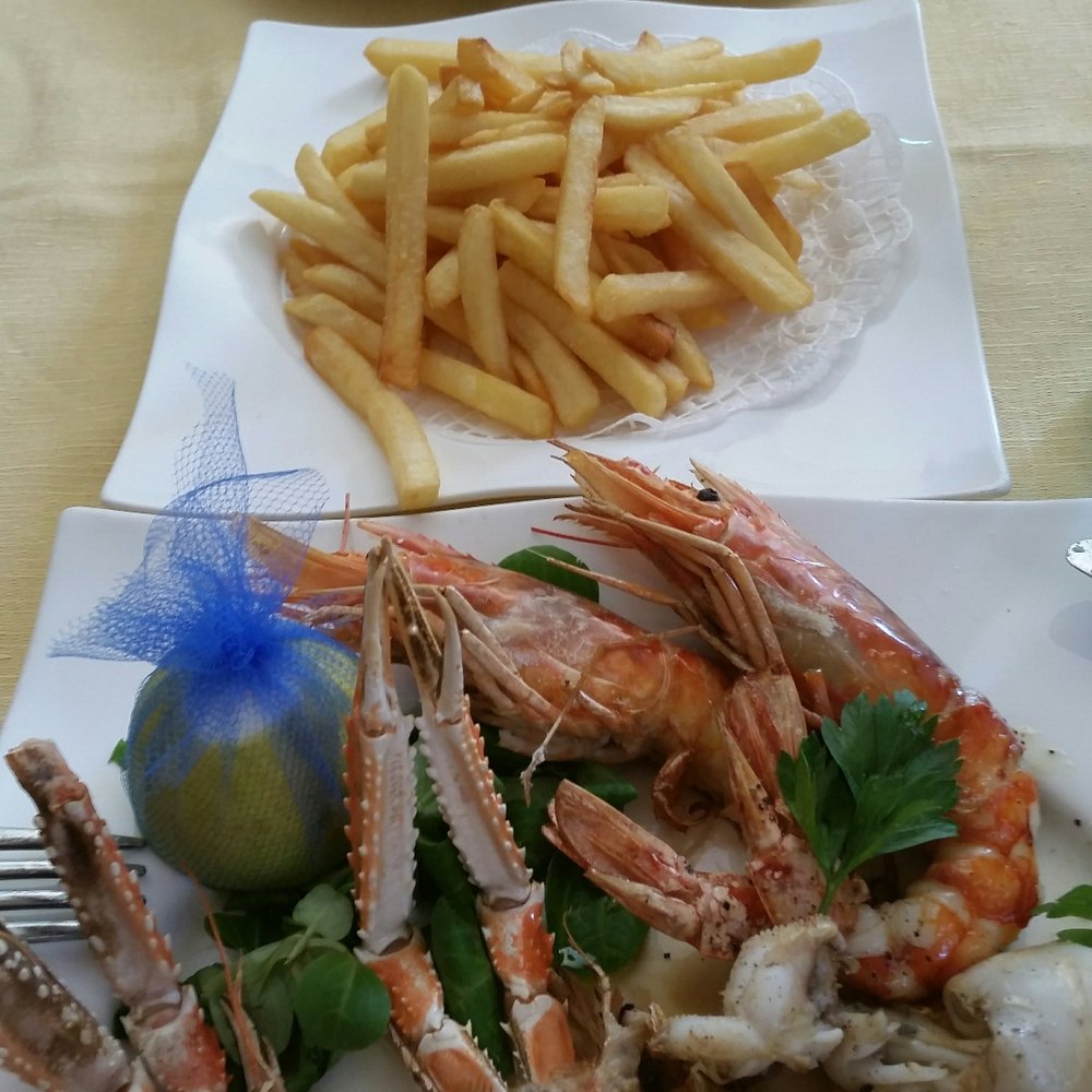 Osteria Ferro e Fuoco - Grilled fish and frites - Italian Near Me - Trani, BT Osteria Ferro e Fuoco - Grilled fish and frites - Italian Near Me - Trani, BT