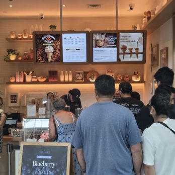 Bacio Di Latte - Inside - Desserts Near Me - Torrance, California Bacio Di Latte - Inside - Desserts Near Me - Torrance, California
