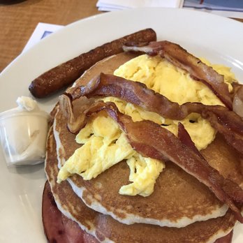 Apollo Diner - Pancake deluxe - Diners Near Me - East Meadow, New York