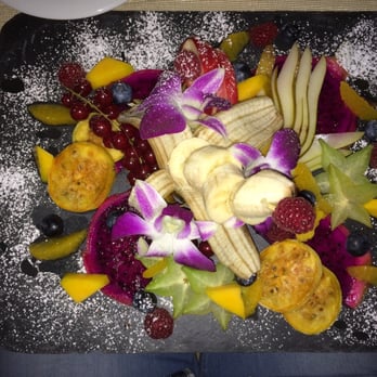 Reethus - Frischer Obstsalat - German Near Me - Timmendorfer Strand, SH