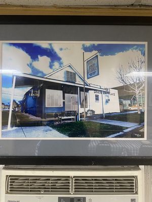 Doe's Eat Place by null