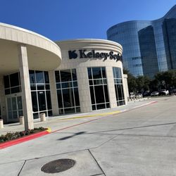 Kelsey Seybold - Westchase Clinic