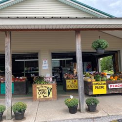 La Rose's Farm Market & Garden Center