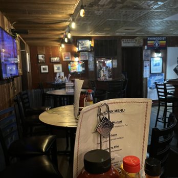 Harry's Old Kettle Pub & Grill - Sports Bars Near Me - Wabash, Indiana Harry's Old Kettle Pub & Grill - Sports Bars Near Me - Wabash, Indiana