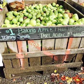 Darnell Farms - Fruits & Veggies Near Me - Bryson City, North Carolina Darnell Farms - Fruits & Veggies Near Me - Bryson City, North Carolina