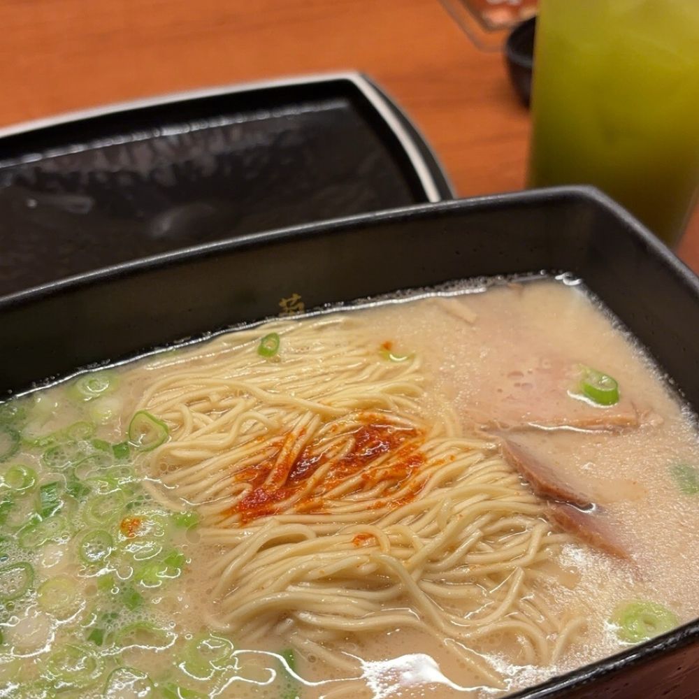 ICHIRAN - Brooklyn - Tonkotsu Ramen with iced matcha green tea. - Ramen Near Me - Brooklyn, New York ICHIRAN - Brooklyn - Tonkotsu Ramen with iced matcha green tea. - Ramen Near Me - Brooklyn, New York