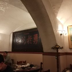 Hana - Testing out a Korean restaurant near Termini. Seems authentic from the decor and owner