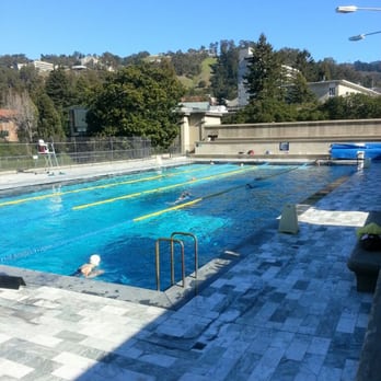 Hearst Pool - Gorgeous day for a swim. - Swimming Pools Near Me - Berkeley, California