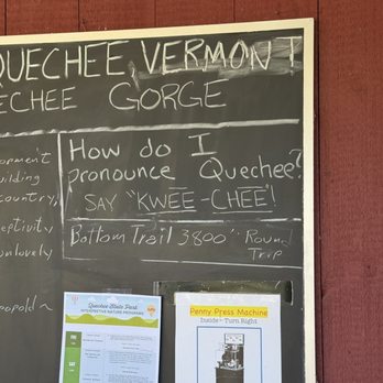 Quechee Gorge Visitors Center - Visitor Centers Near Me - Hartford, Vermont
