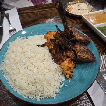 Wah Jee Wah - 2 skewer combo - Indian Near Me - Milpitas, California Wah Jee Wah - 2 skewer combo - Indian Near Me - Milpitas, California