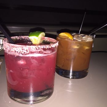 Syndicated Bar Theater Kitchen - Cocktails during the movie - Cinema Near Me - Brooklyn, New York Syndicated Bar Theater Kitchen - Cocktails during the movie - Cinema Near Me - Brooklyn, New York
