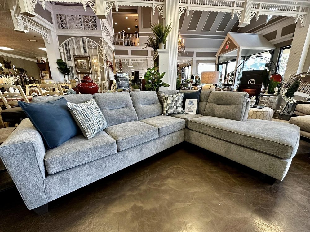 ACOSTA’S HOME LAKE ZURICH Updated September 2024 540 Cortland Dr