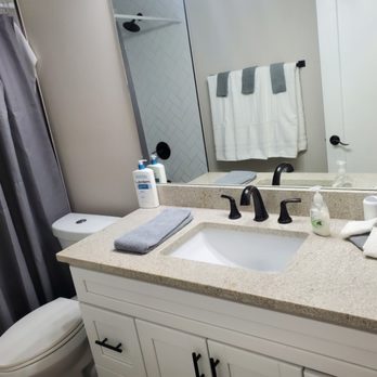 Gabby Cleans 4 You - Easy to utilize a ready to go bathroom - Home Cleaning Near Me Gabby Cleans 4 You - Easy to utilize a ready to go bathroom - Home Cleaning Near Me