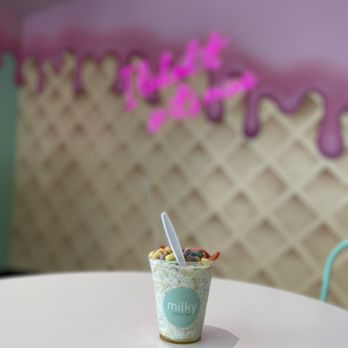 Milky Cereal Bar - Fruity Pebbles with Strawberries and Lilikoi. - Ice Cream & Frozen Yogurt Near Me - Kapolei, Hawaii