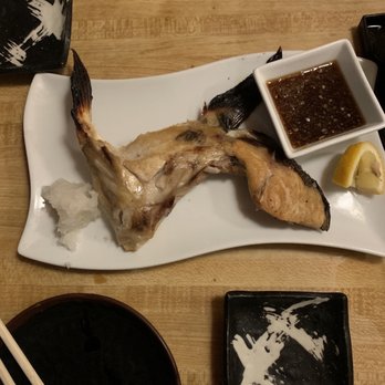 Akasaka - Japanese Near Me - Honolulu, Hawaii